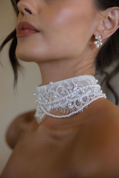 Lyra Lace Choker