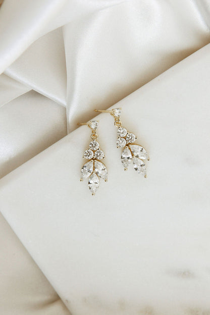 Vania Crystal Earrings